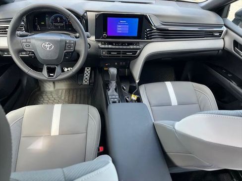 Certified 2026 Toyota Camry SE w/ Convenience Package FWD image 19