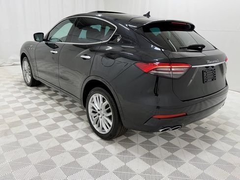 Used 2022 Maserati Levante GT image 7