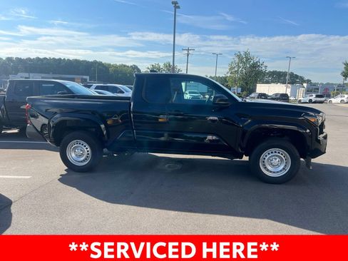 Used 2025 Toyota Tacoma SR w/ Towing Package RWD image 5