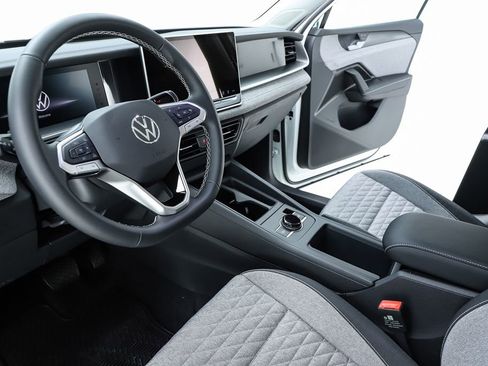 New 2026 Volkswagen Tiguan S image 19