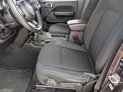Used 2020 Jeep Wrangler Unlimited Sport image 17