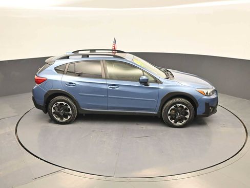 Used 2021 Subaru Crosstrek 2.0i Premium w/ Moonroof Package image 32