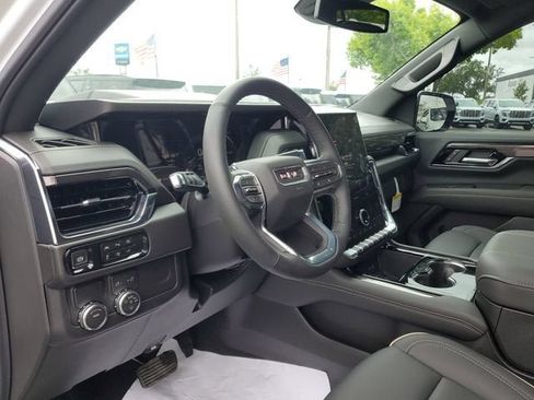 New 2026 GMC Yukon Elevation RWD image 20