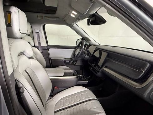 Used 2023 Rivian R1S Adventure image 27