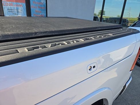 Used 2025 RAM 1500 Limited AWD/4WD image 23