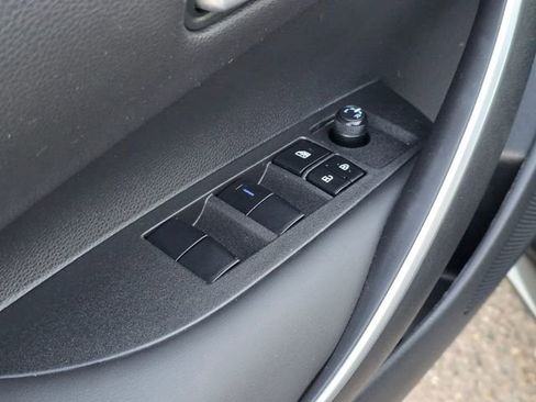 Used 2022 Toyota Corolla SE image 13