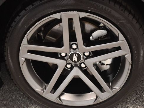 Used 2026 Nissan Z Sport w/ Floor Mat Package RWD image 21