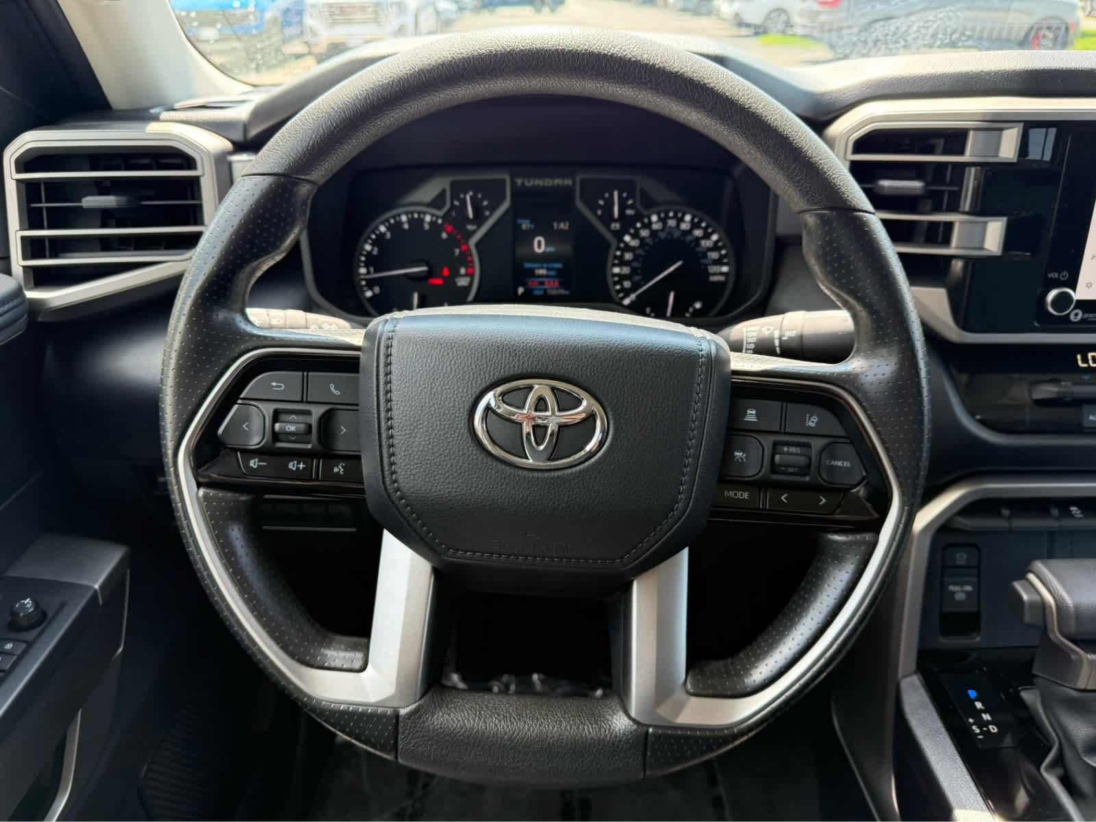 Used 2023 Toyota Tundra SR5 w/ SR5 Convenience Package AWD/4WD image 15
