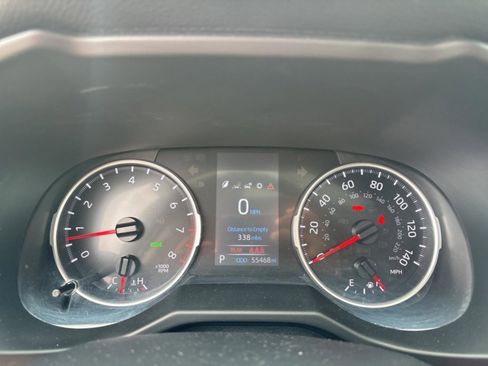 Used 2022 Toyota RAV4 XLE w/ Convenience Package image 14