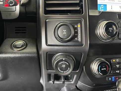 Used 2019 Ford F150 Raptor w/ Equipment Group 802A Luxury AWD/4WD image 22