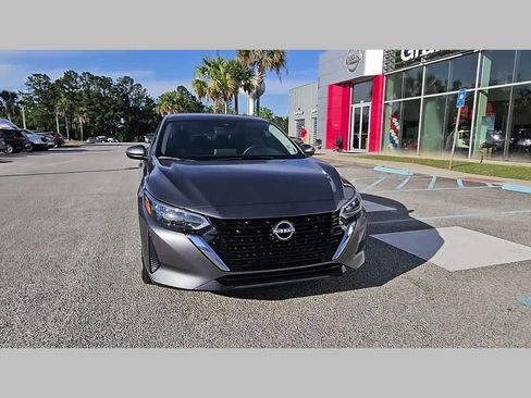 Used 2025 Nissan Sentra SV w/ Trunk Package FWD image 18