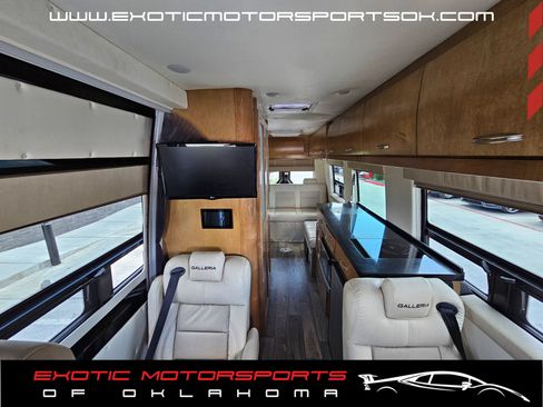 Used 2017 Mercedes-Benz Sprinter 3500 image 36