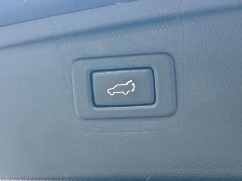 Used 2019 Subaru Outback 2.5i Limited image 13