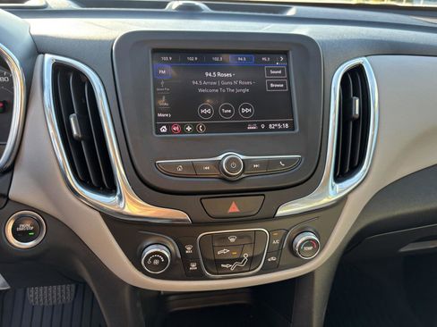 Used 2020 Chevrolet Equinox LS w/ LS Convenience Package image 31