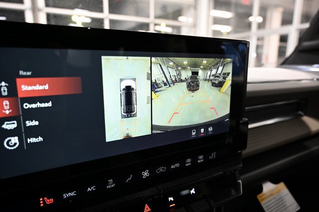 New 2026 GMC Hummer EV SUV AWD/4WD image 15
