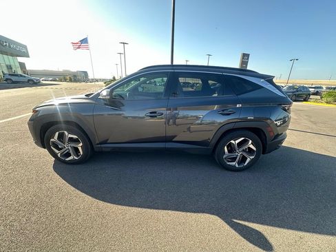 Certified 2022 Hyundai Tucson Limited FWD image 6