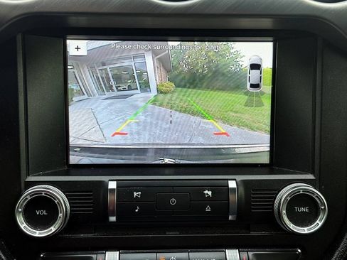 Used 2018 Ford Mustang Premium RWD image 25