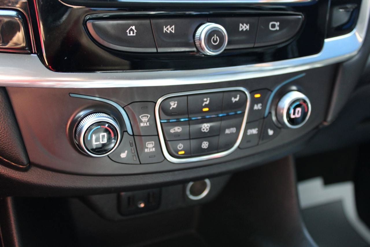 Used 2019 Chevrolet Traverse RS FWD image 30