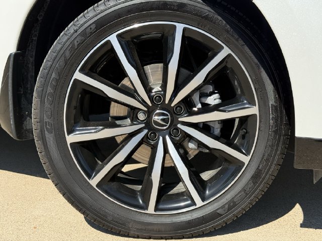 Certified 2025 Acura RDX w/ Advance Package AWD/4WD image 10
