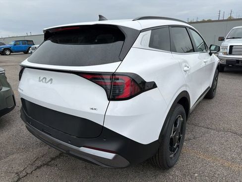 New 2026 Kia Sportage EX AWD/4WD image 3