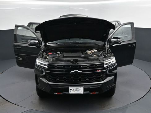 Used 2024 Chevrolet Tahoe Z71 w/ Luxury Package AWD/4WD image 53