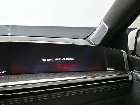 Used 2026 Cadillac Escalade V w/ LPO, ONYX Package AWD/4WD image 22