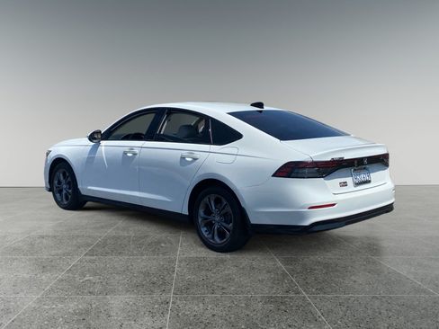 Used 2023 Honda Accord EX image 3