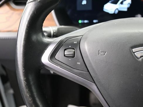 Used 2018 Tesla Model X 100D image 18