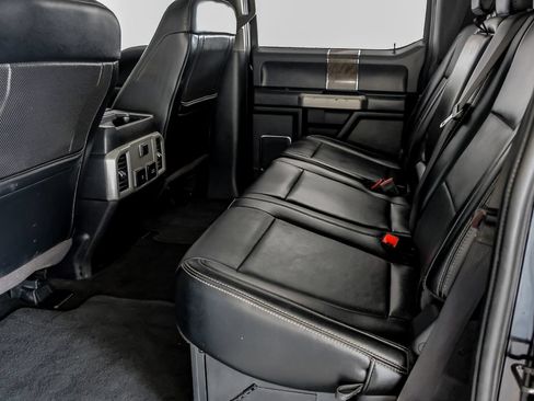 Used 2019 Ford F250 Lariat w/ Lariat Ultimate Package AWD/4WD image 36