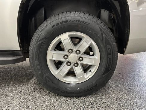 Used 2011 GMC Yukon SLE image 24