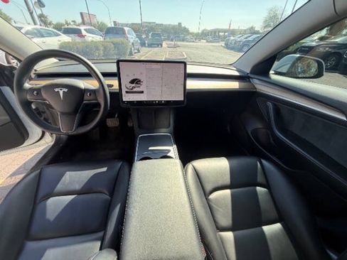 Used 2021 Tesla Model 3 Standard Range Plus RWD image 15