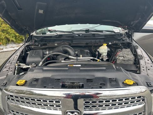 Used 2014 RAM 1500 Laramie w/ Convenience Group image 24