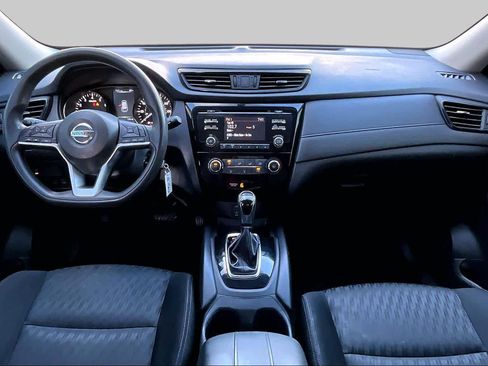 Used 2017 Nissan Rogue S w/ Appearance Package FWD image 14