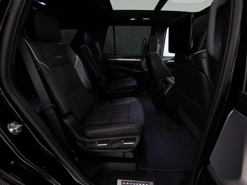 Used 2025 Cadillac Escalade V image 13