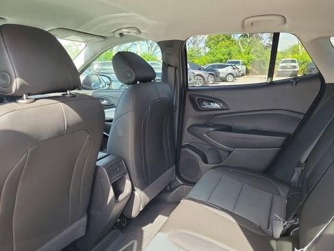 New 2026 Chevrolet Trax LT w/ Midnight Edition FWD image 7