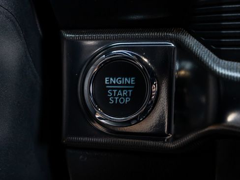 Used 2025 Ford F150 Raptor AWD/4WD image 22