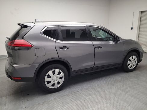 Used 2017 Nissan Rogue S image 10