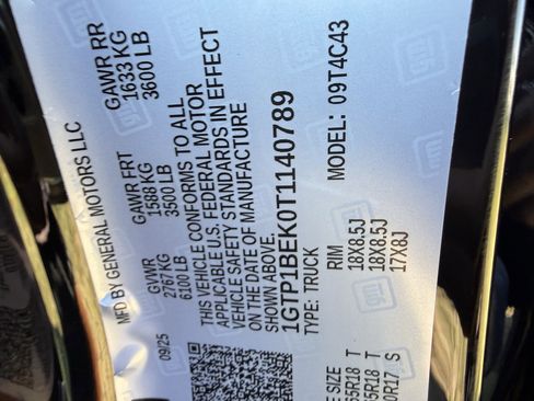 New 2026 GMC Canyon Elevation w/ Convenience Package image 18