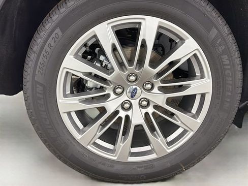 New 2026 Ford Explorer Platinum image 39