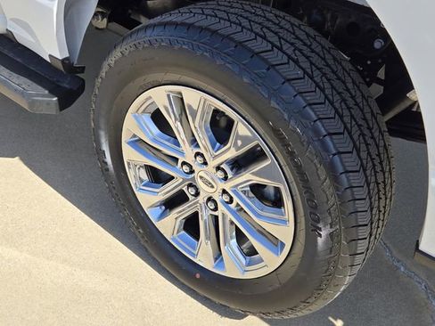 New 2025 Ford F150 Lariat w/ Equipment Group 502A High image 9