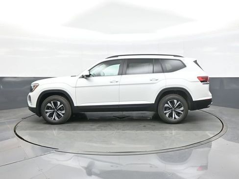New 2026 Volkswagen Atlas SE image 4