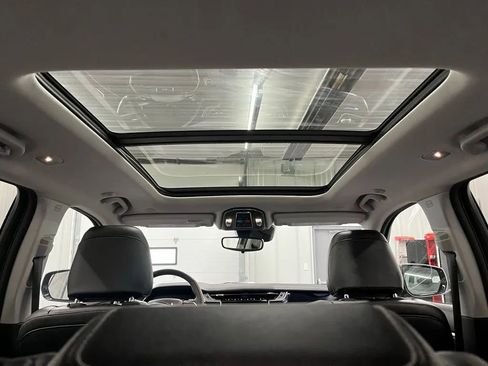 Used 2023 Jeep Grand Cherokee 4xe image 6