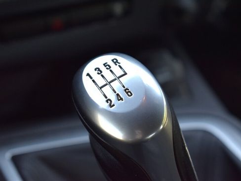 Used 2011 Dodge Challenger R/T RWD image 28