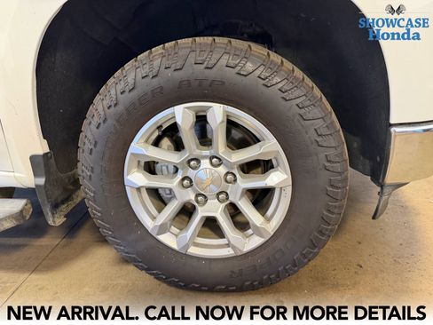 Used 2022 Chevrolet Silverado 1500 LTZ w/ Z71 Off-Road Package image 7