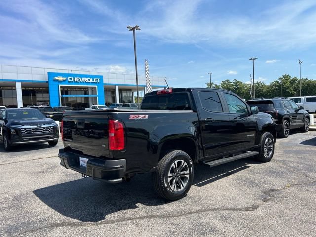 Used 2022 Chevrolet Colorado Z71 AWD/4WD image 3