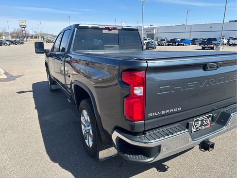 Used 2020 Chevrolet Silverado 2500 LTZ w/ LTZ Premium Package image 8