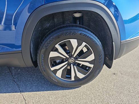 New 2025 Volkswagen Atlas Cross Sport SE image 33