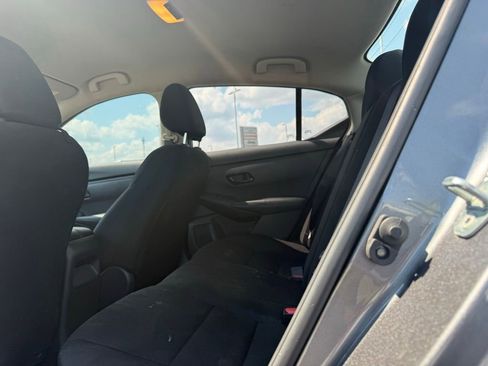 Used 2025 Nissan Sentra S image 23