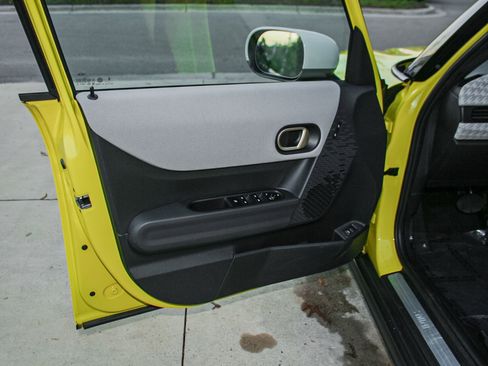 Used 2025 MINI Cooper S image 14