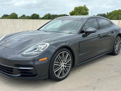 Used 2018 Porsche Panamera 4S AWD/4WD image 12
